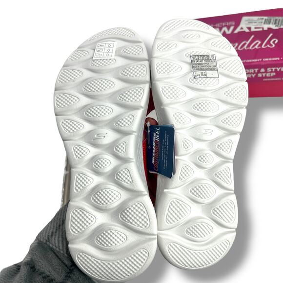 NEW Skechers Go Walk Flex Sandal Size 9 Eve 141457 Red Toe Post Flip Flops - Picture 12 of 13